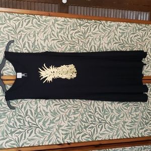 Casual black shift dress with gold pineapple print. Cupio. Has pockets